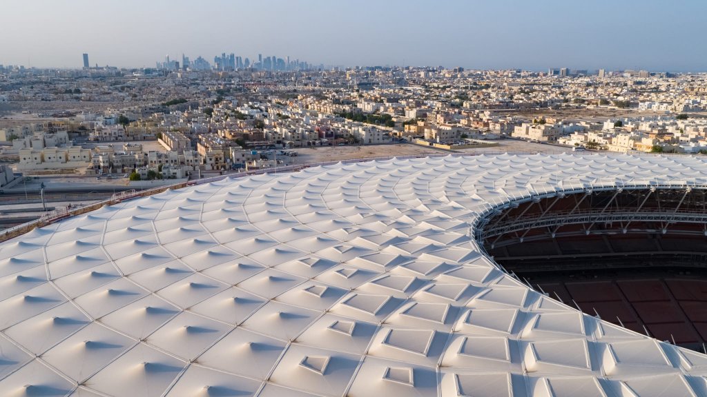 Estadio Al Thurama techo
