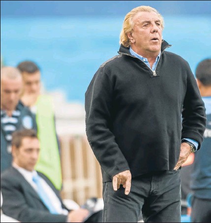 "Mostaza" Merlo y sus "cuernitos"