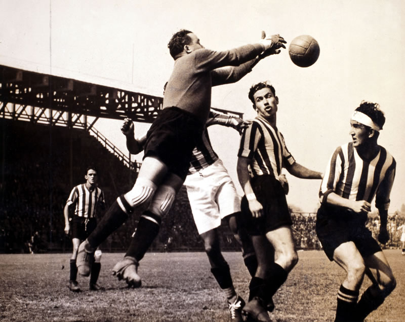 principal Los clubes Asturias y España son dos antiguos campeones, desaparecidos del futbol mexicano