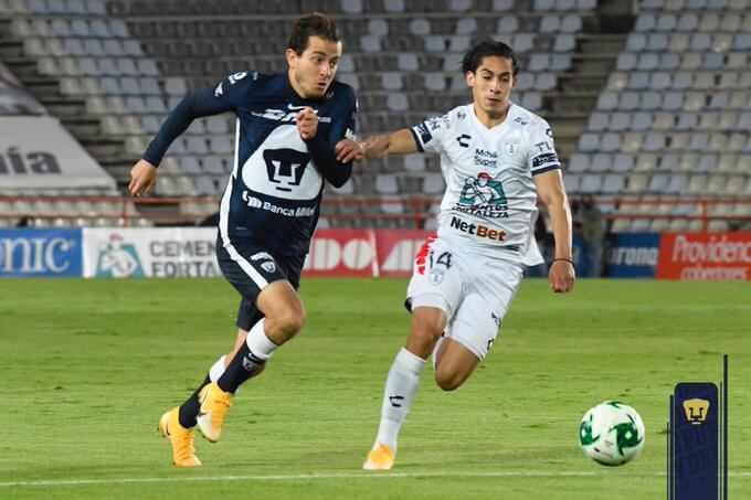 Enzd6_tWEAAjHy1 Pumas se queda con el triunfo en Pachuca