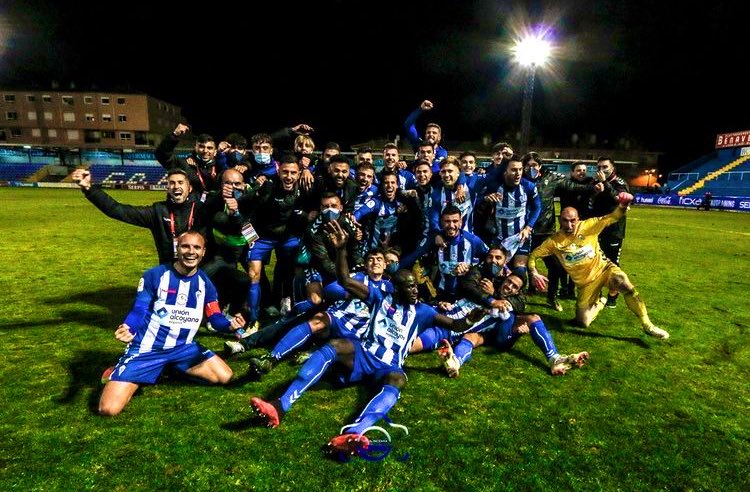 EsNtNbzXcAI1X-f Alcoyano derrota al Real Madrid en Copa del Rey