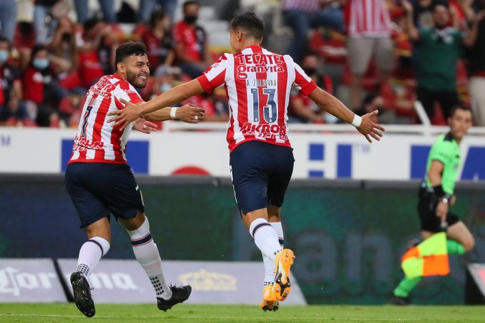 Chivas gana Clásico infumable; Atlas a punto de perder 120 mdp