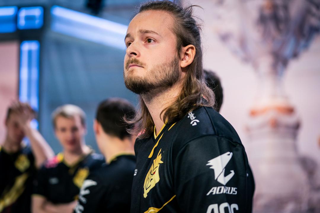 PromisQ Promisq saco su lado más toxico en una soloQ en League of Legends
