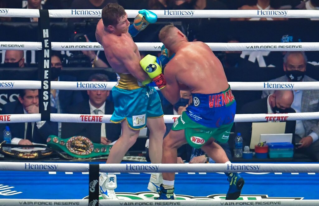Canelo vs Saunders