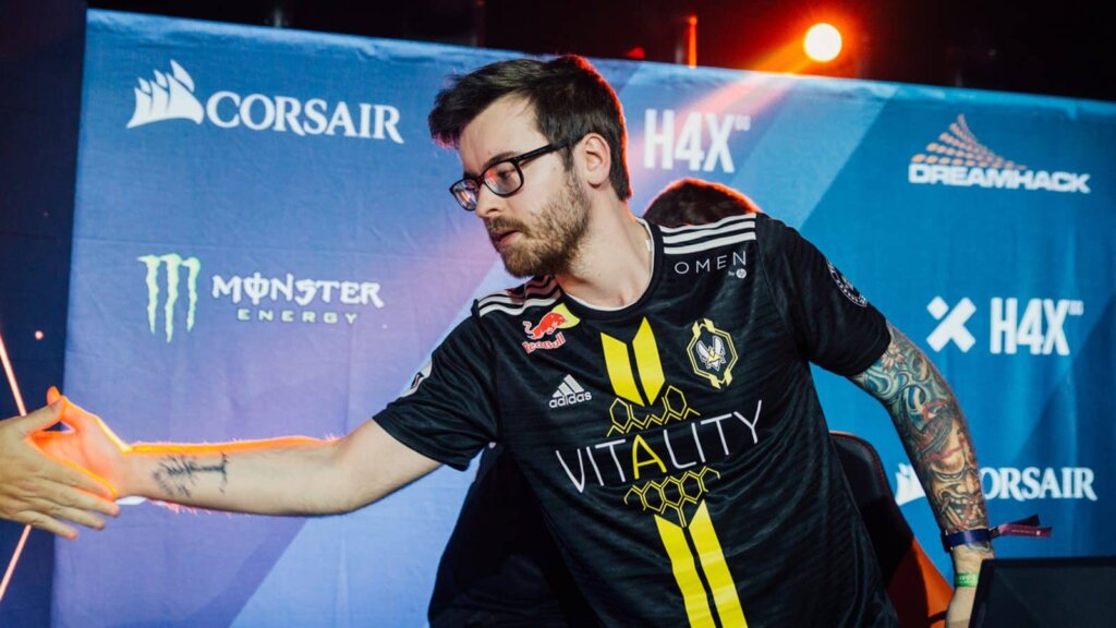 VALORANT: NBK deja CS:GO y se une al shooter de Riot Games