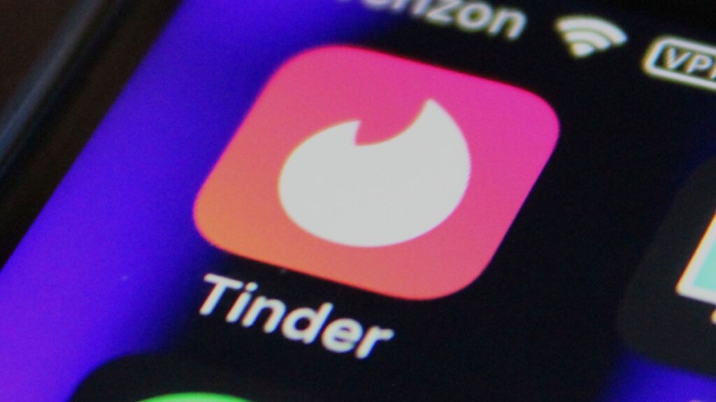 Tinder inicia su camino en el mundo de los Esports