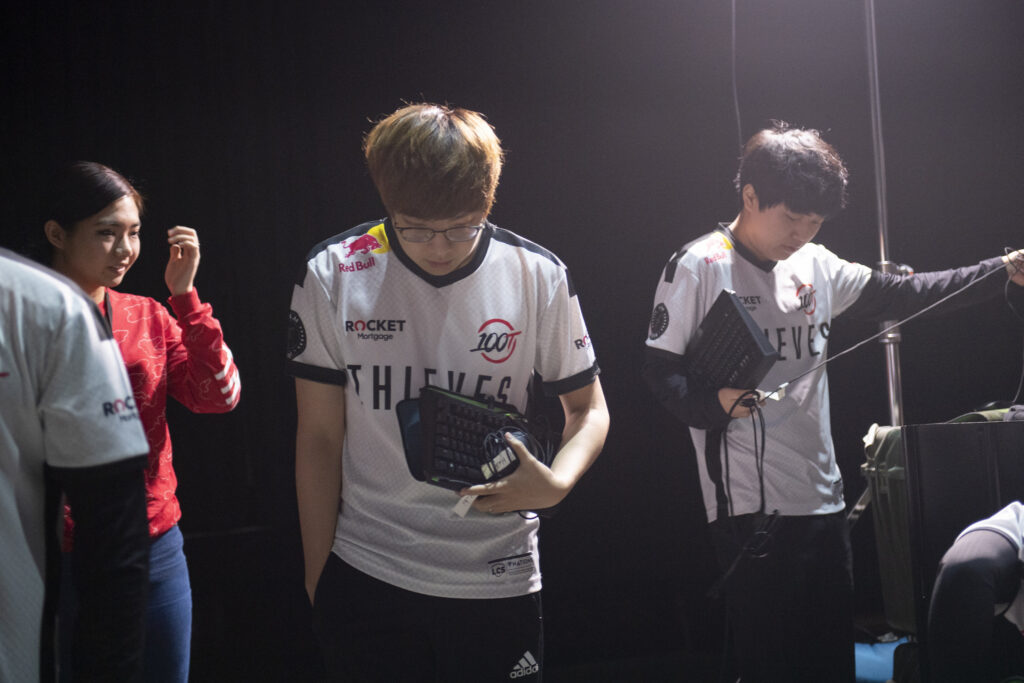 League of Legends: Huhi gana la LEC en 2 roles diferentes