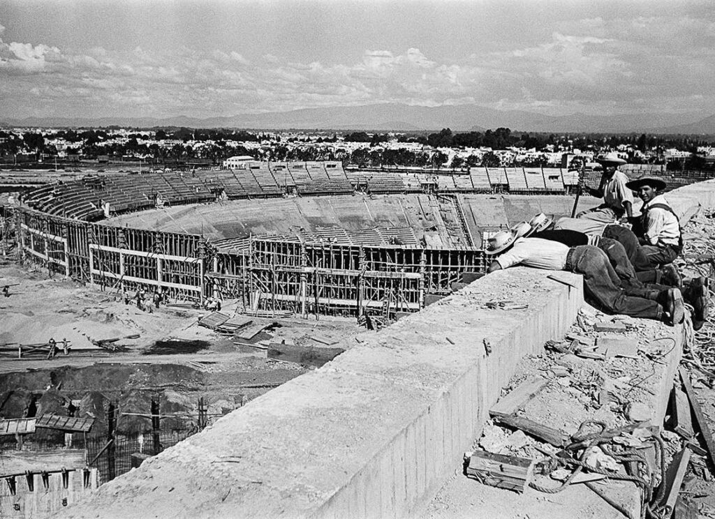 Estadio de la Ciudad de los Deportes construcción