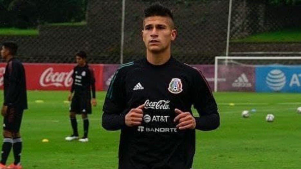 Benjamín Galdames jugaría con la selección mayor de México