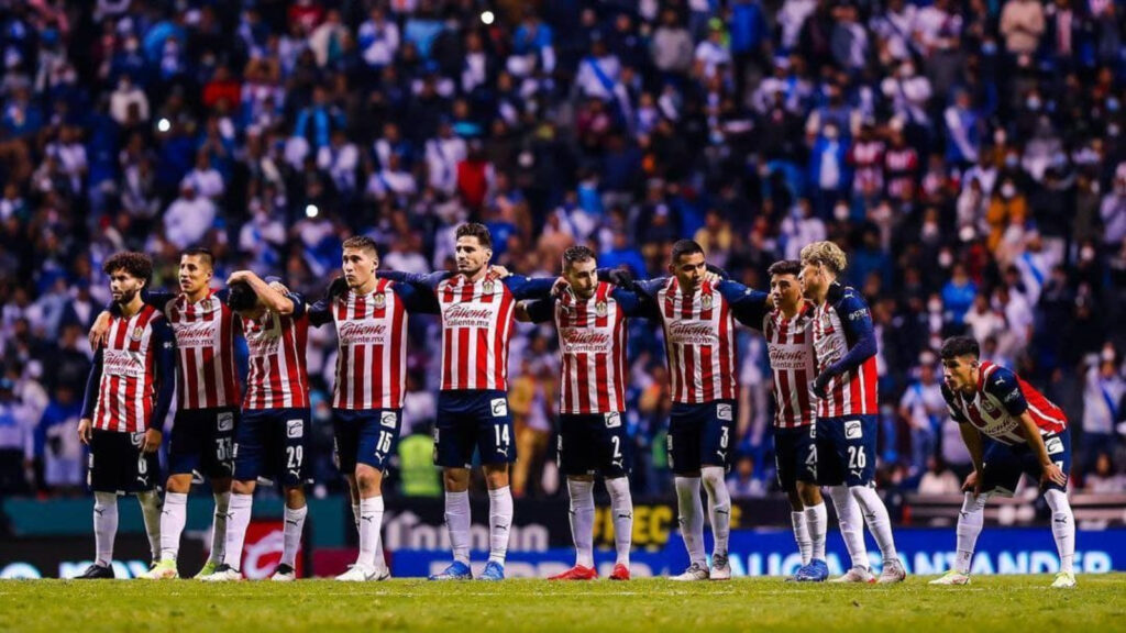 Chivas Refuerzos 2022