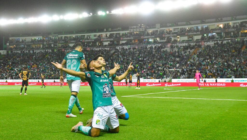 Ángel Mena León
