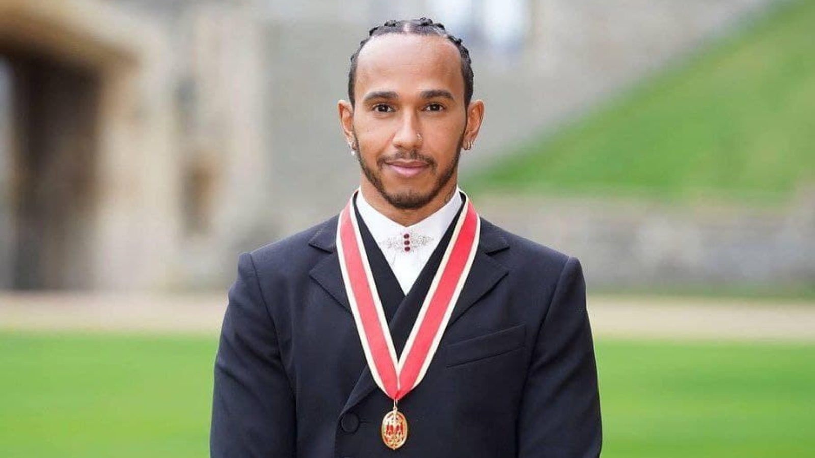 Sir Lewis Hamilton Título Nobiliario