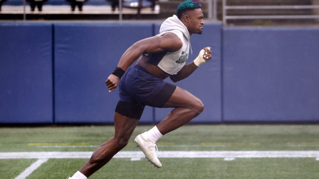 DK Metcalf corriendo