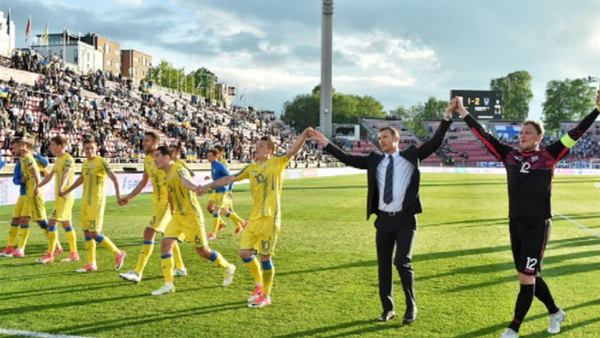 16460686324756 Selección de Ucrania