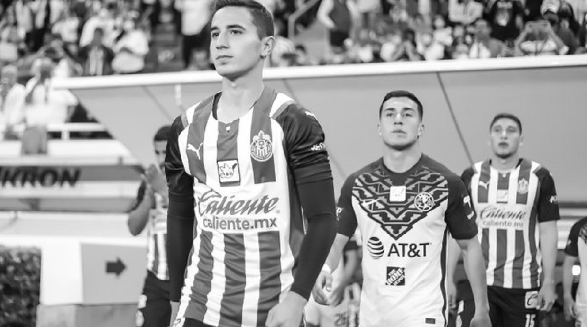 El Clásico Nacional, como el campo del Akron: infumable