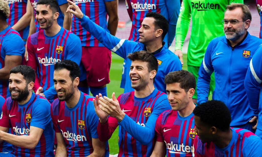 Barcelona sigue en crisis financiera