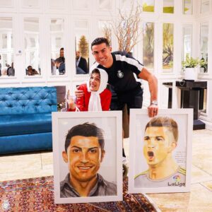 Ronaldo con la artista de Irán