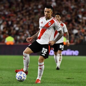 Kevin Duvan Castaño, dueño del mediocampo de River junto a Enzo Pérez