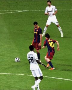 De Busquets para Messi ante el Real Madrid por UEFA Champions League