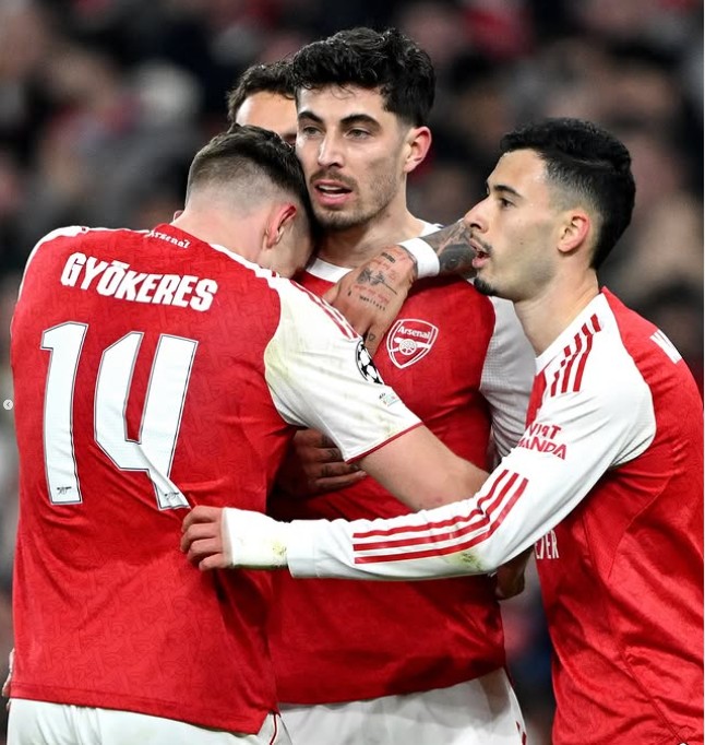 El Arsenal lidera la clasificación de la Premier League, luego de 23 jornadas