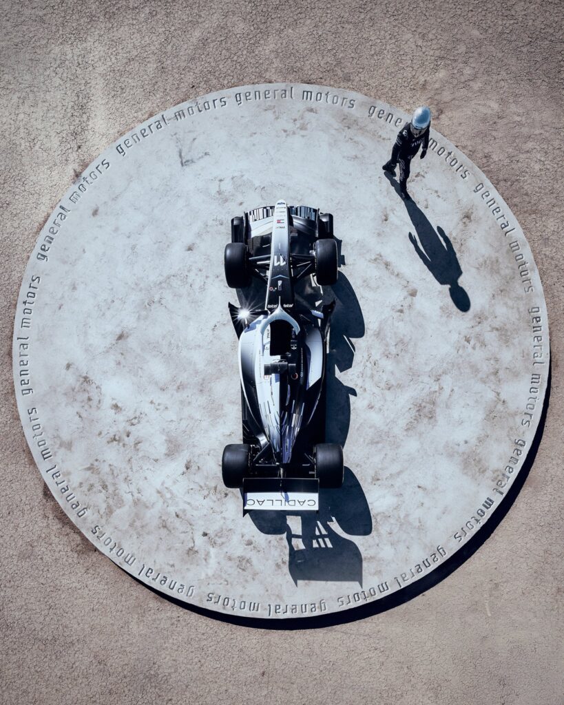 Cadillac presentó su monoplaza para F1 en Times Square