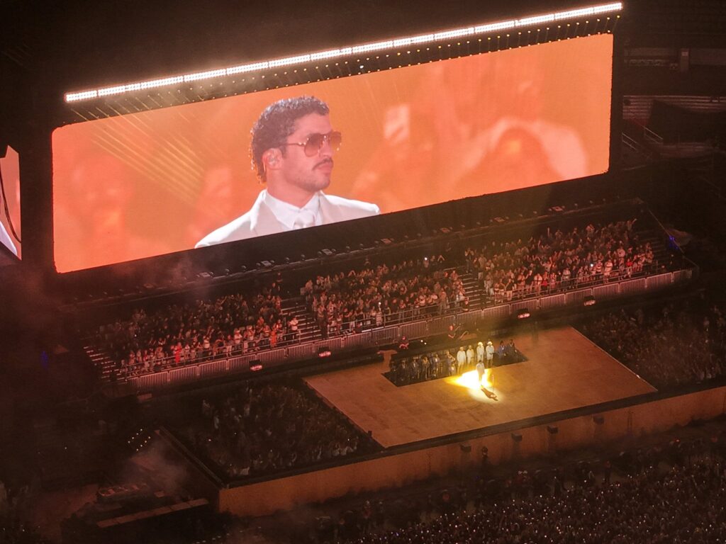 Después de triunfar en el Super Bowl, Bad Bunny llenó el Monumental de Buenos Aires