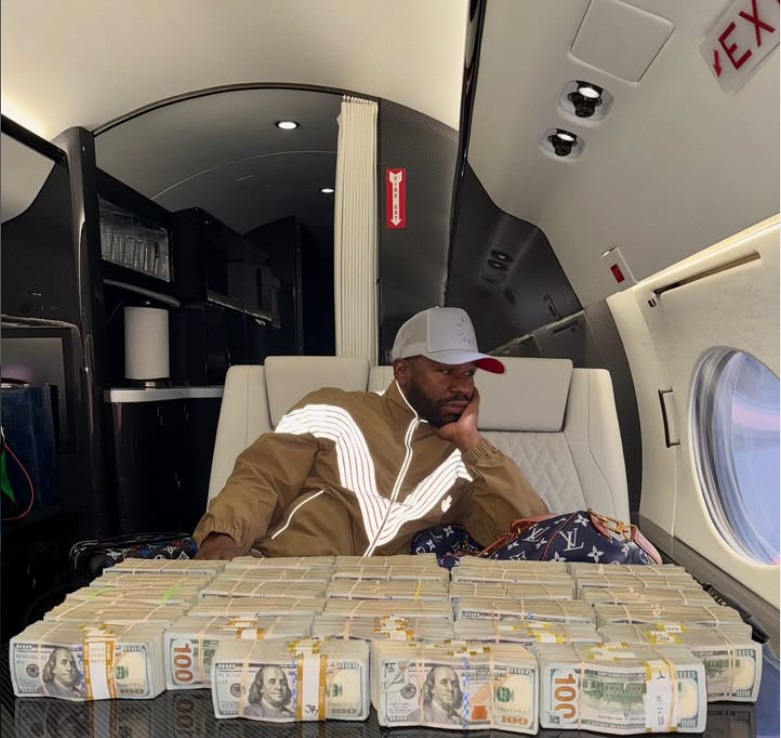 Floyd Mayweather es famoso por su capacidad de generar grandes negocios alrededor del boxeo
