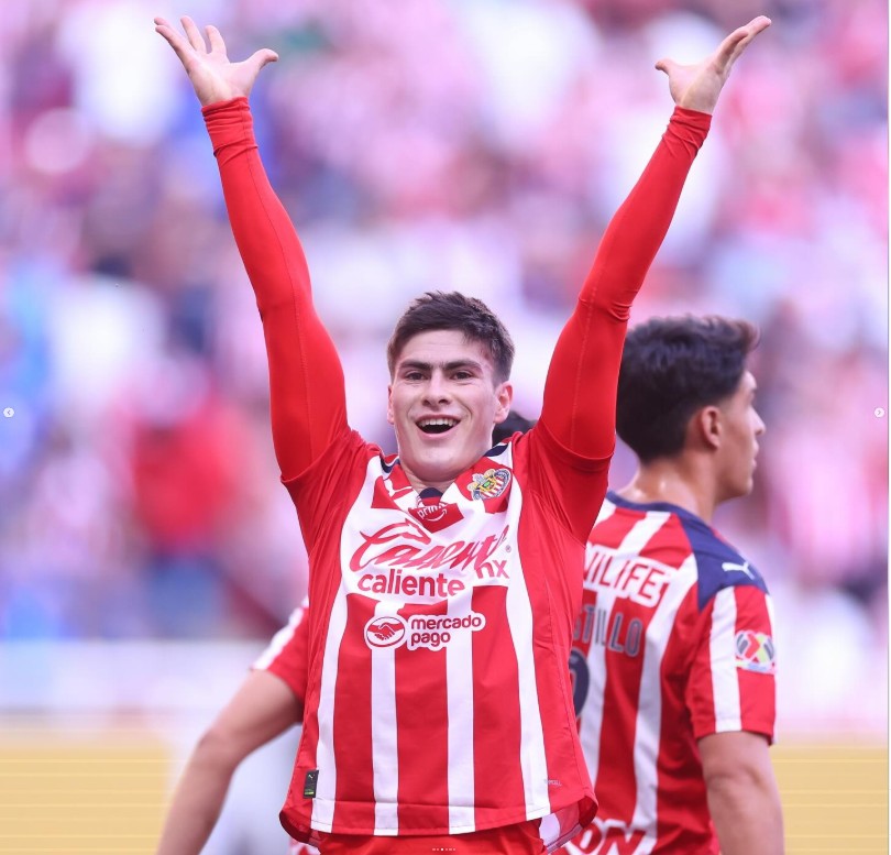 El delantero de Chivas es una de las grandes promesas de la Selección Mexicana para el Mundial 2026