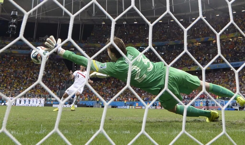 En Qatar 2022 cinco partidos de definieron en la tanda de penaltis, el torneo en las que más series se definieron de esta forma
