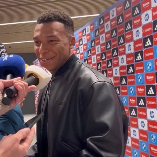 Kylian Mbappé enfrenta una ola de críticas tras la pésima temporada del Real Madrid