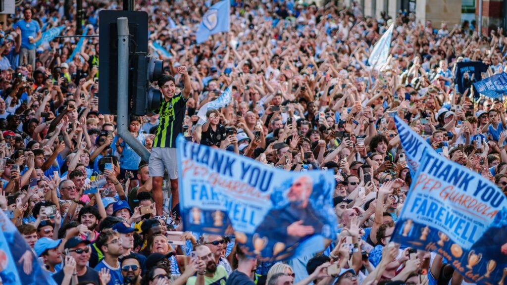 La afición Sky Blue despidió de manera emotiva a Pep Guardiola como técnico
