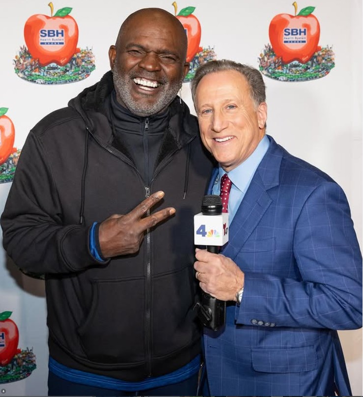 Lawrence Taylor pasó varios días hospitalizado por un problema de pancreatitis