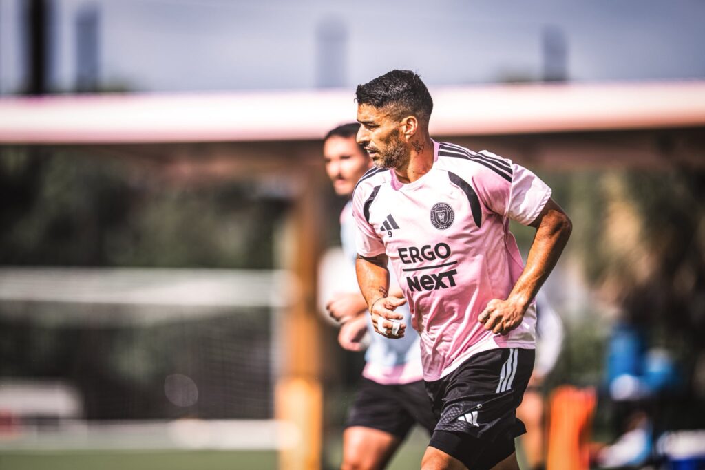 Luis Suárez quiere subirse de último momento a la lista de Marcelo Bielsa para el Mundial 2026, que sería el quinto de su carrera