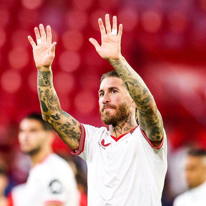 Sergio Ramos debutó con el Sevilla en 2004, cuando tenía 17 años