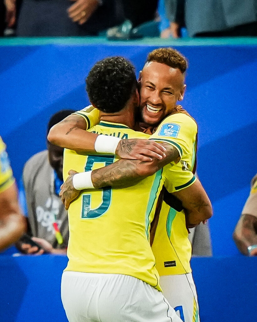 Brasil despachó fácilmente a Escocia con doblete de Vinicius