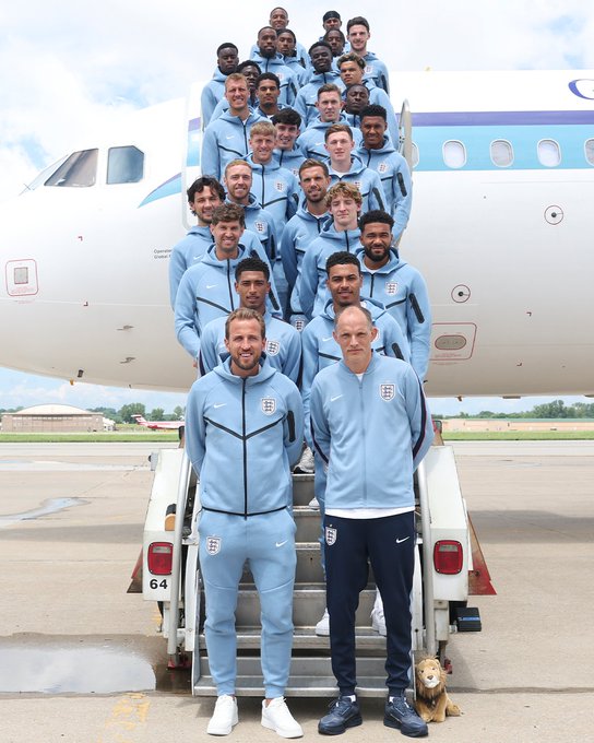 La Selección de Inglaterra aterrizó en Kansas, su sede para el Mundial 2026