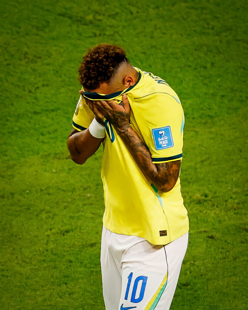 Neymar lloró, luego que por fin pudo volver a jugar con su selección en casi 3 años