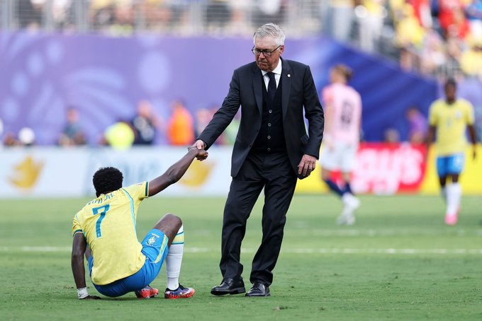 Carlo Ancelotti rechazó hacerse cargo de la Selección de Italia, aun en medio de la grave crisis que enfrenta