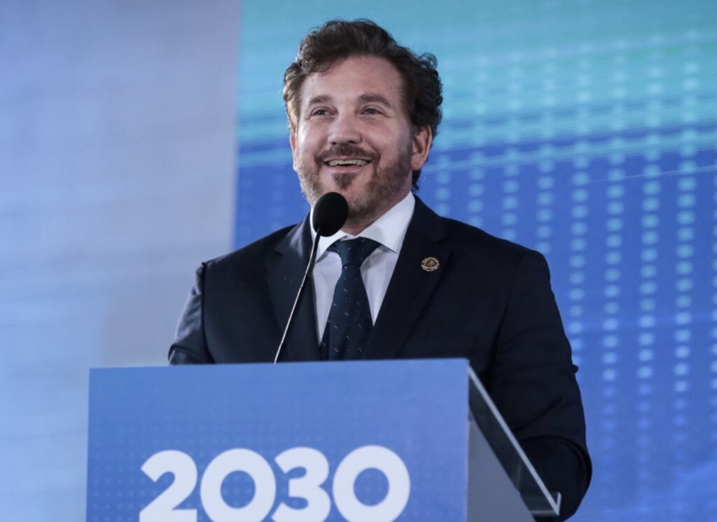 El presidente de Conmebol, Alejandro Domínguez, insiste en que el Mundial de 2030 tendrá 64 equipos, no 48 como hubo en la edición recién terminada