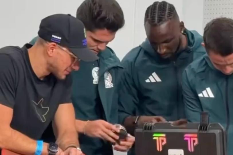 El regalo para los futbolistas mexicanos está valuado en alrededor de 1 millón de dólares
