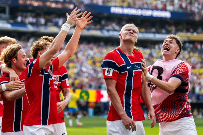 Erling Haaland fue la figura de Noruega en la victoria ante Brasil