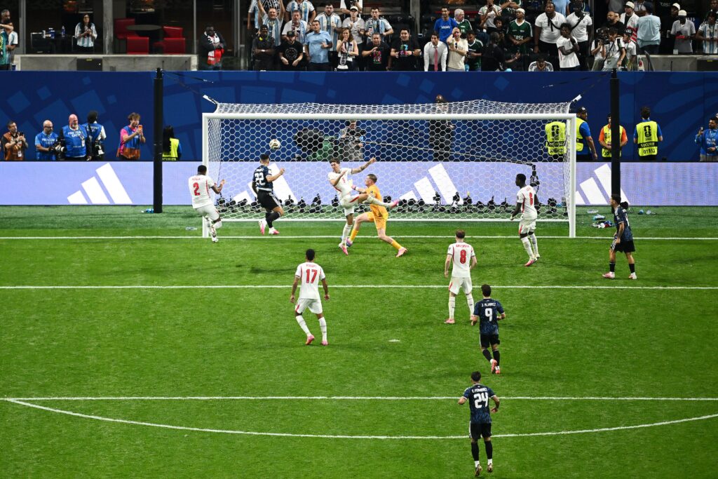 Lautaro Martínez marco el gol del triunfo en la recta final, tras un gran pase de Lionel Messi