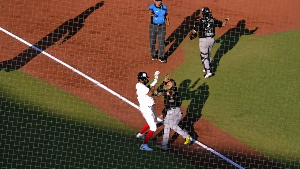 El pelotero venezolano Danry Vásquez fue suspendido indefinidamente por la LMB tras la pelea protagonizada este domingo