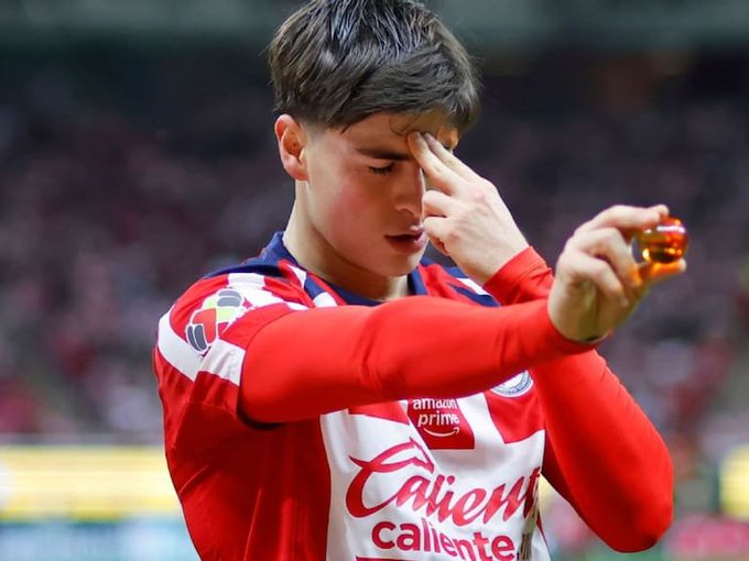 Hormiga González iniciará su aventura en Europa con el Olympiacos de Grecia a sus 23 años
