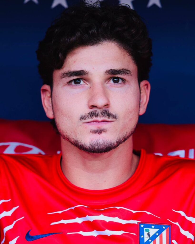 Julián Álvarez vive un momento muy complicado para permanecer en el Atlético de Madrid