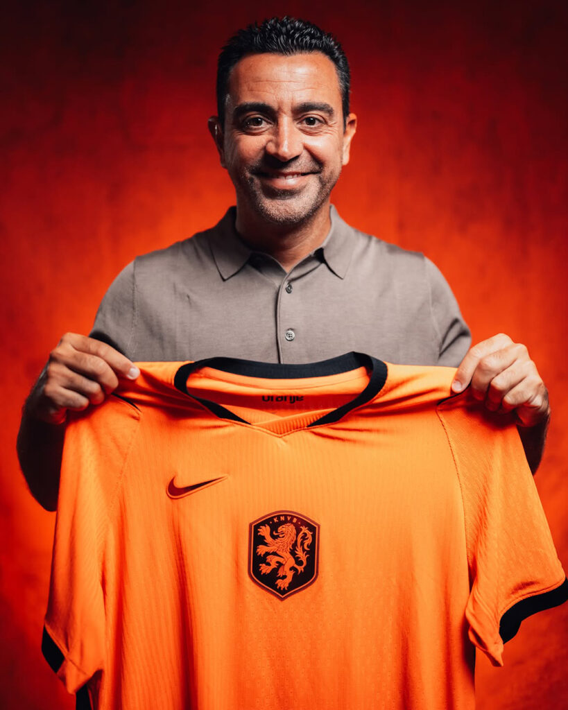 Xavi fue presentado este miércoles como nuevo técnico de Países Bajos
