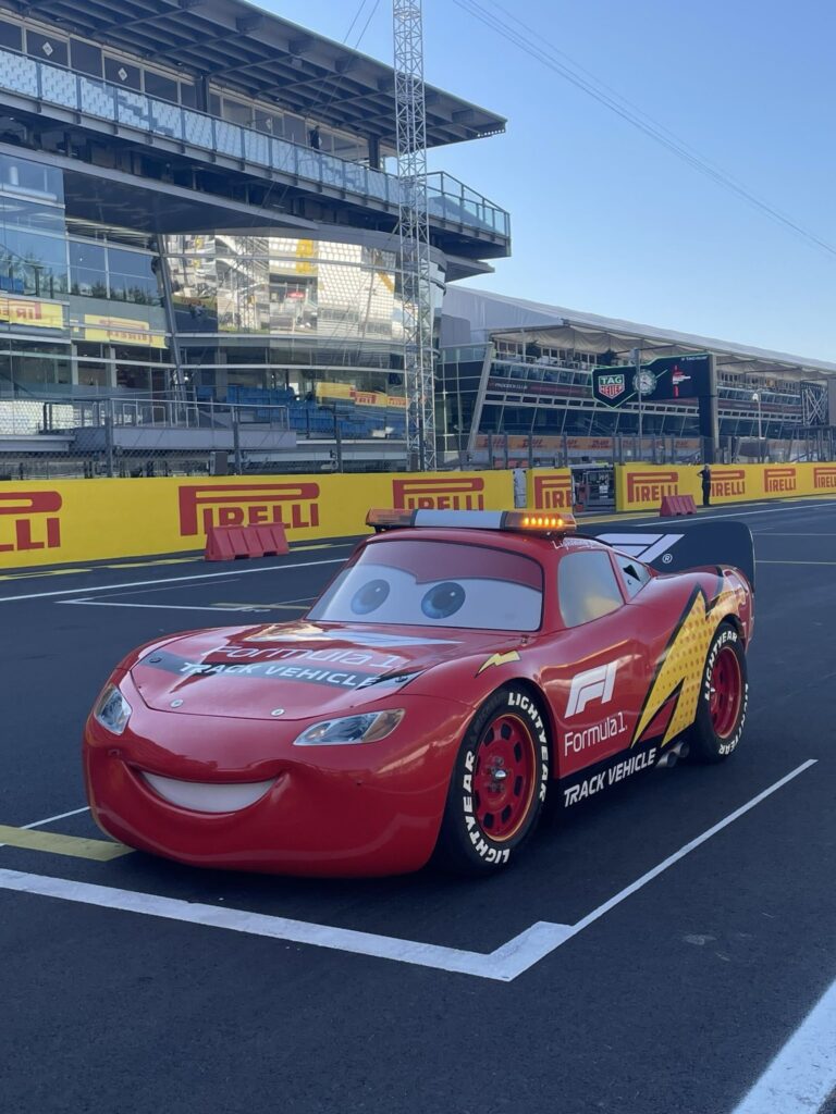 Así luce el Safety Car del Rayo McQueen conmemorativo que rodará en el GP Monza