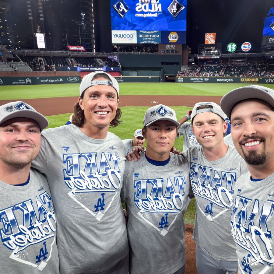 Con un equipo plagado de estrellas y vigente bicampeón de las Grandes Ligas, lo Dodgers eran favoritos para volver a la Serie Mundial