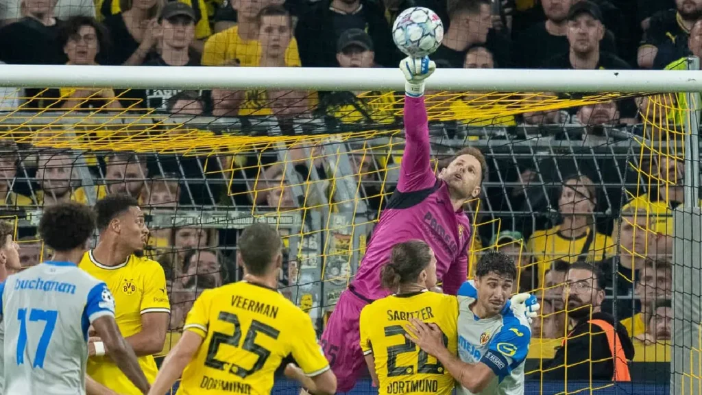 El incidente impidió que Gulacsi estuviera disponible para su equipo de cara a su partido ante el Napoli.