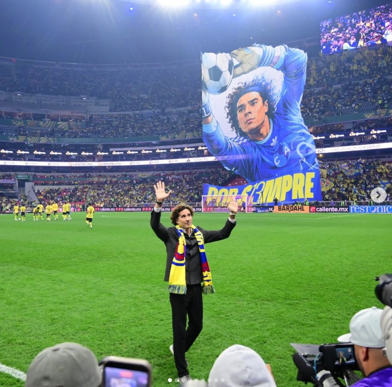 Guillermo Ochoa ganó el PND como reconocimiento a su trayectoria como futbolista profesional